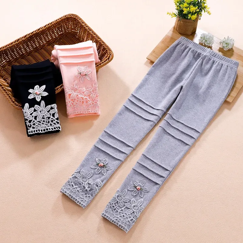 Mädchen modische Leggings mit floralem Spitzenbesatz