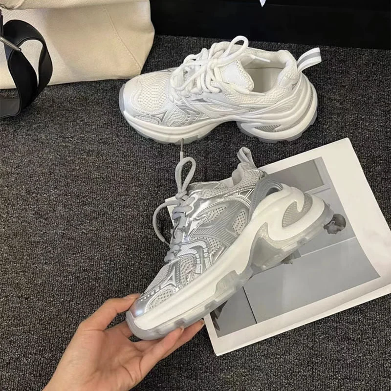 Damen Sportliche Lifestyle-Sneaker mit innovativer Dämpfung – Névara